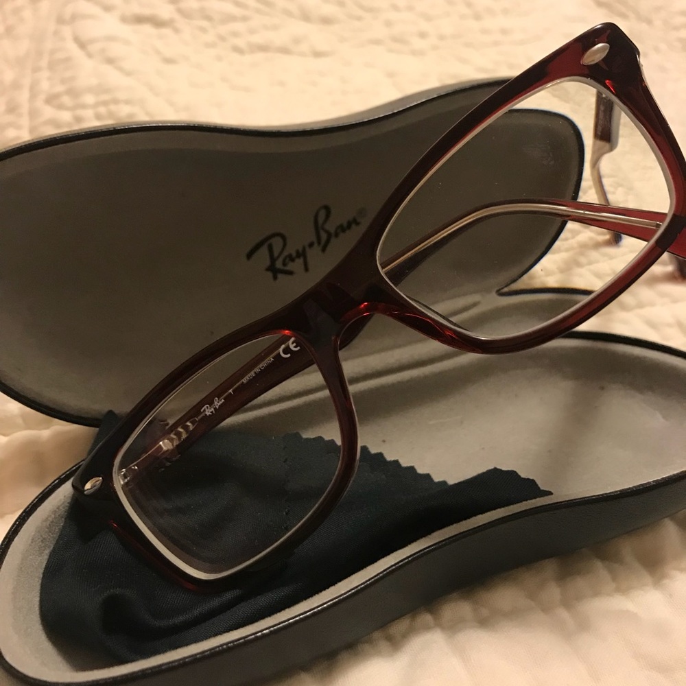 Red Ray-Ban Eyeglasses👀